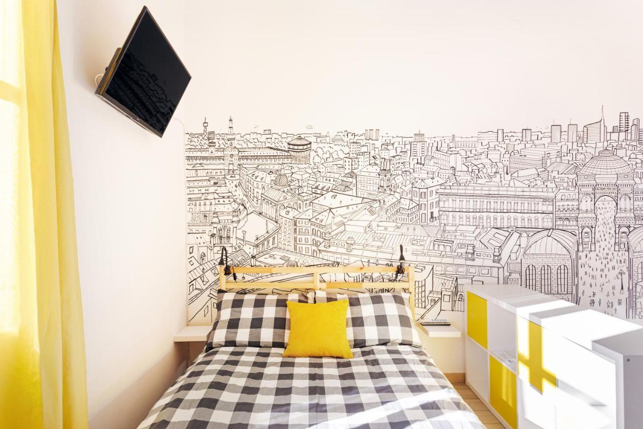 A Yellow Touch - Modern Studio In Isola Milano Exteriör bild
